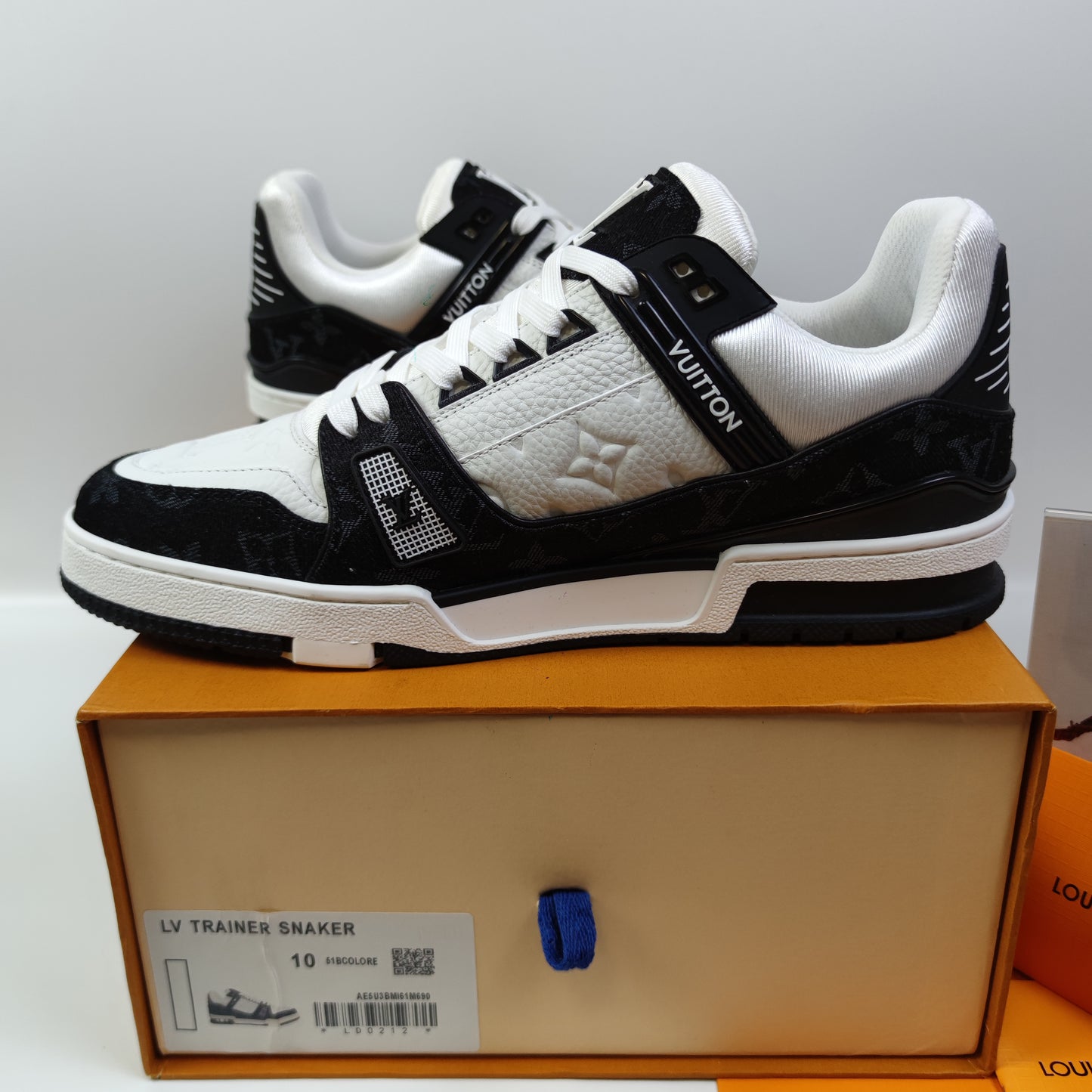 Louis Vuitton Trainer White Black 1A9JG9 - Fashion Sneaker1818